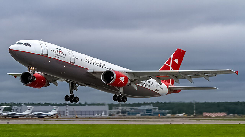 هواپیمای ایرانی در حال پرواز به اروپا؛ مسیر تهران–فرانکفورت با لوگوی ایرلاین قشم‌ایر