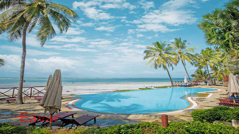 صویری از پارک ملی ماسایی مارا در کنیا با گله‌های حیوانات در دشت‌های سافاری