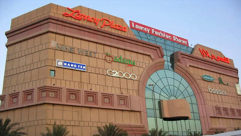 مرکز خرید لامسی پلازا دبی با برندهای جهانی و امکانات مدرن+نجم امارات