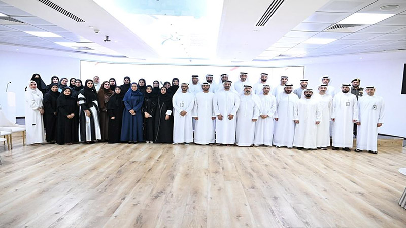 نشست برجسته برنامه توسعه رهبری محمد بن حمد در دبی با حضور مقامات+نجم امارات