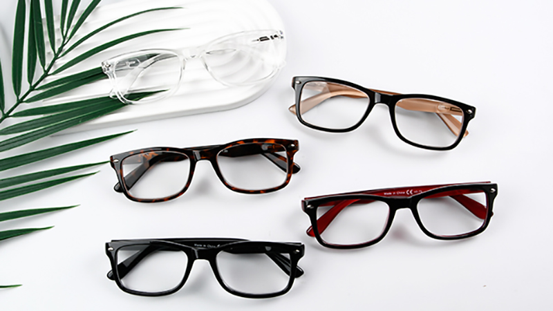 کوپن‌های تخفیف SmartBuyGlasses برای خرید عینک‌های برند جهانی+نجم امارات