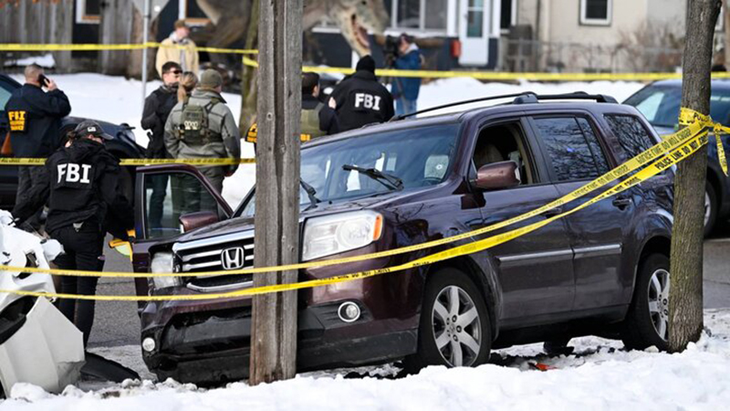 شلیک پلیس آمریکا به زن در خودرو؛ فروپاشی ادعای حقوق بشر+نجم امارات