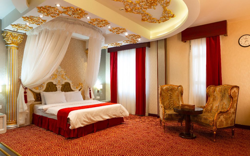 اتاق+نجم امارات