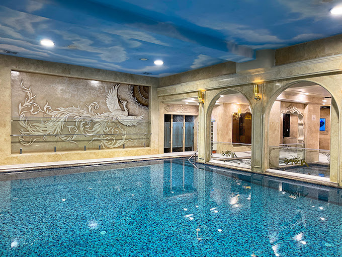 استخر+نجم امارات