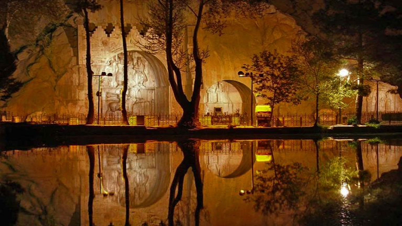 جاذبه تاریخی بیستون نزدیک هرسین، ثبت جهانی یونسکو+نجم امارات