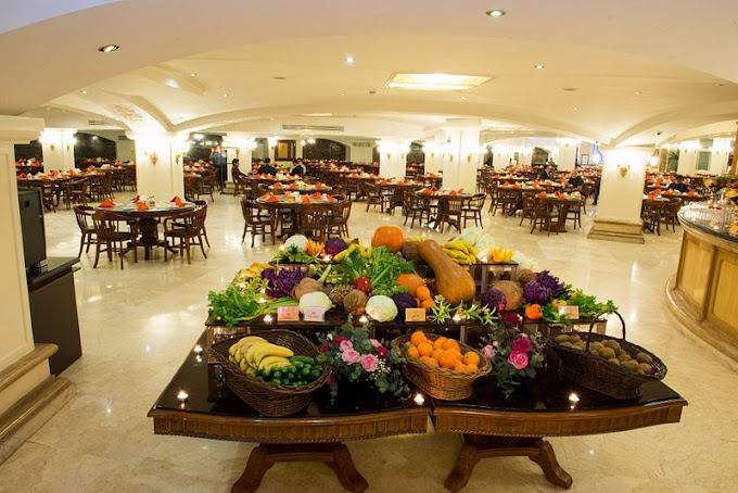 رستوران هتل قصر طلایی امام رضا +نجم امارات